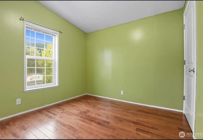 Shaneesta's room