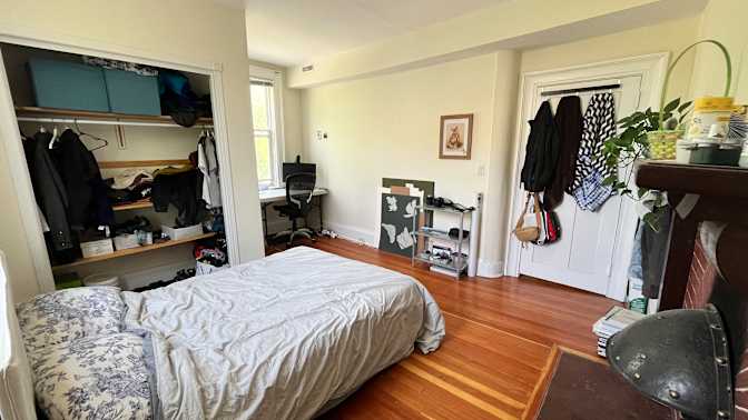 Dan's room