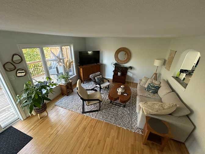 Carolyn's room