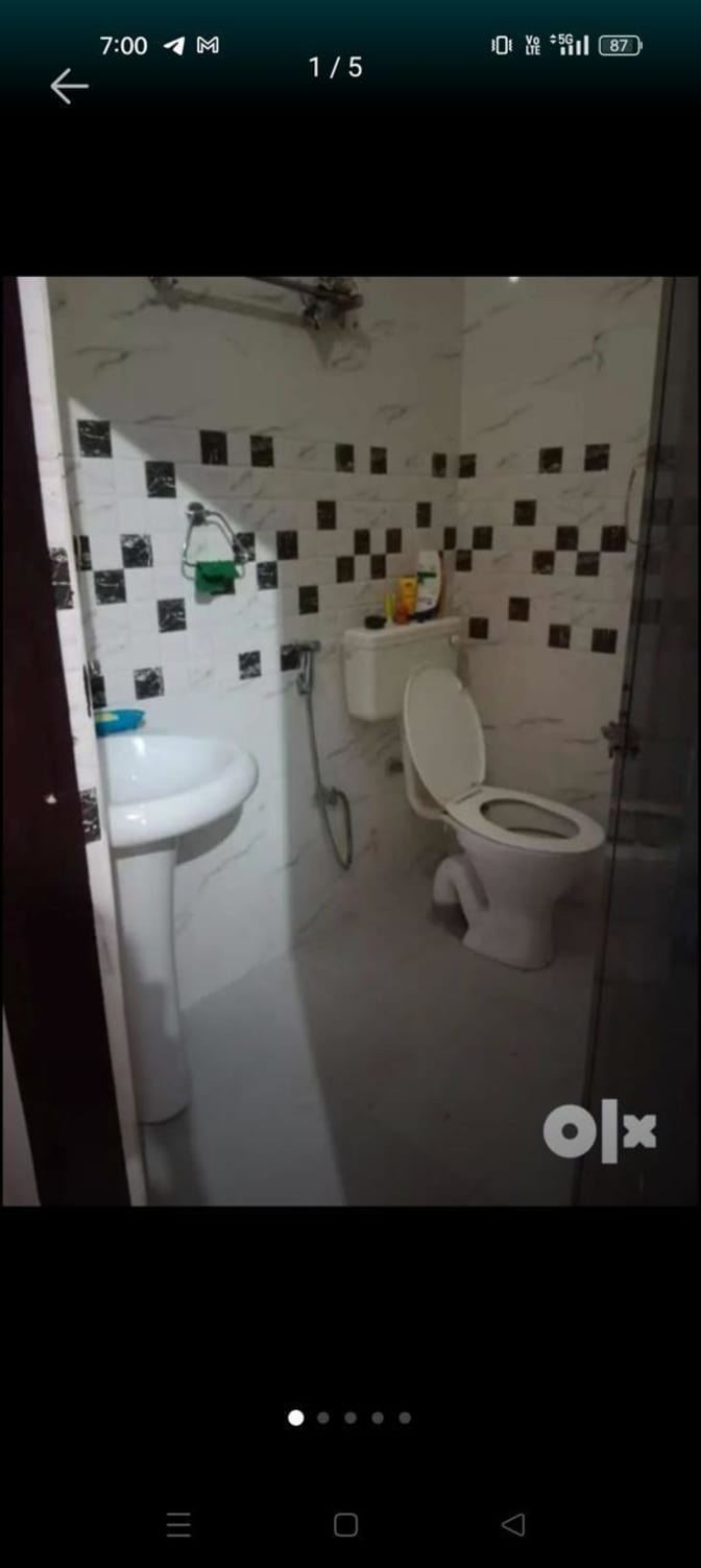 Tishaa Khandelwal's room