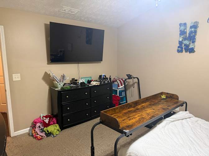 Alcove Rooms's room