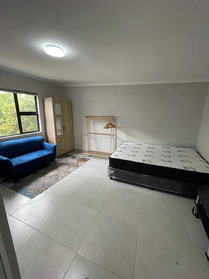 Donovan's room