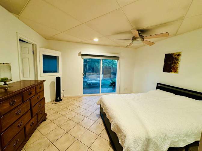 Ali's room