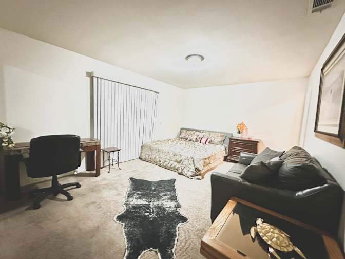 HH's room