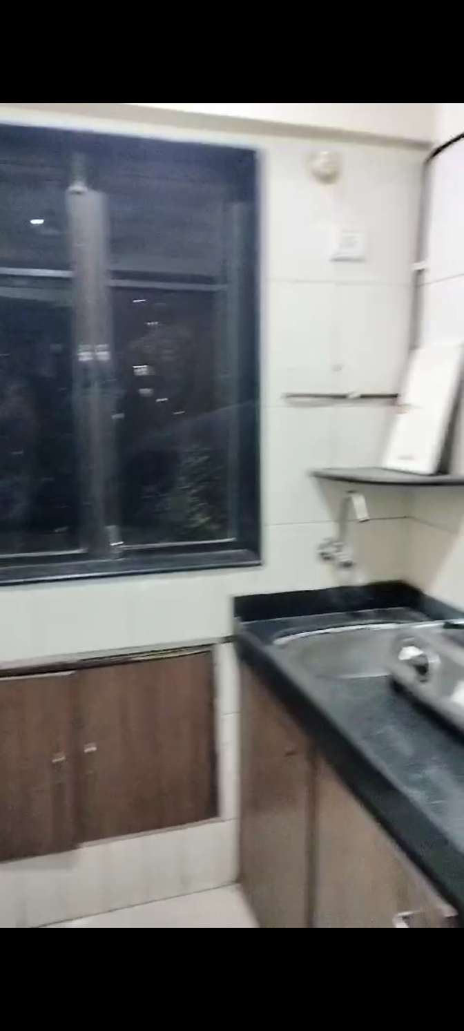 nirav thakkar's room