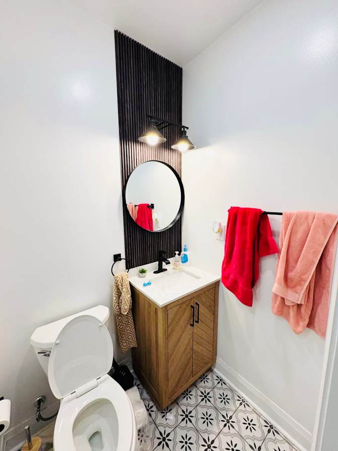 VH Rentals's room