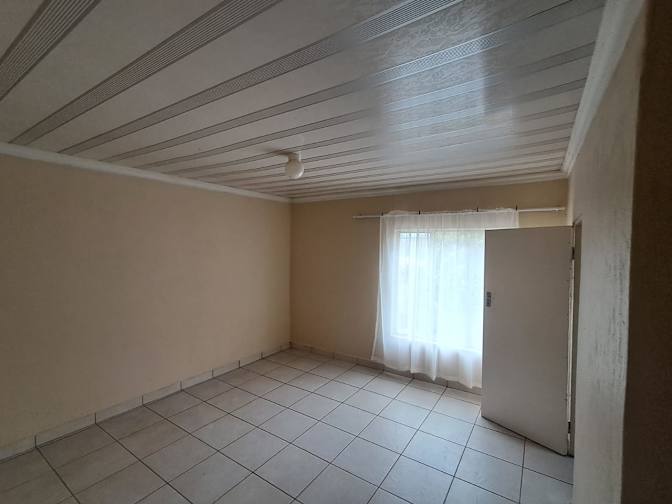 Thando's room