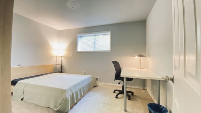 Cindy's room
