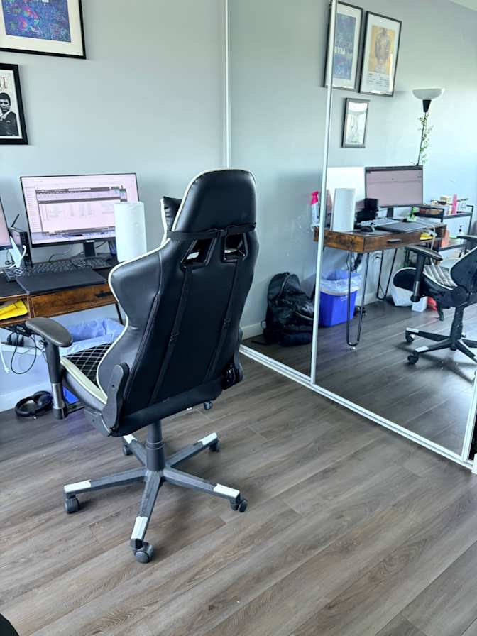 Abhishek Sharma's room
