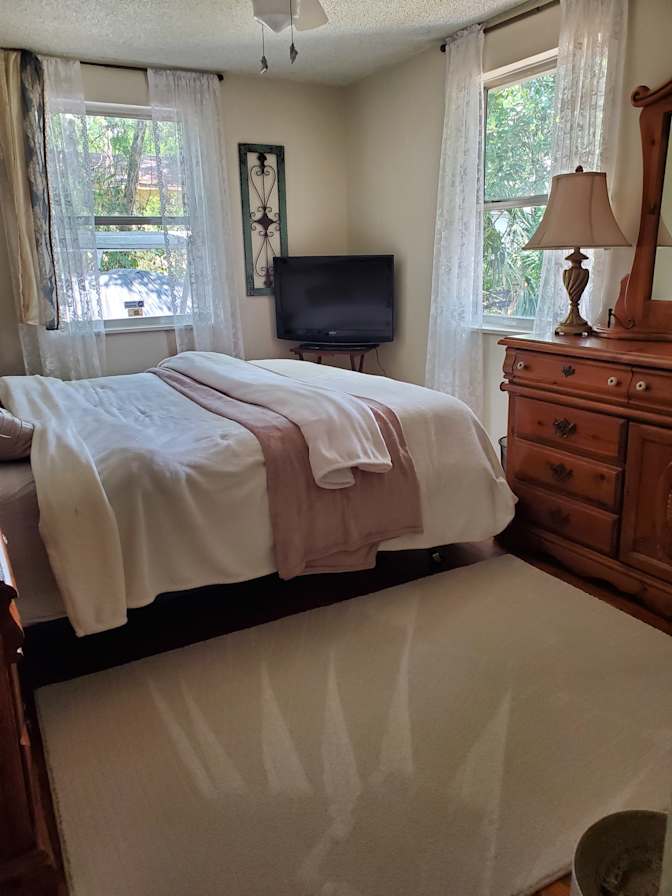 Jebbie's room