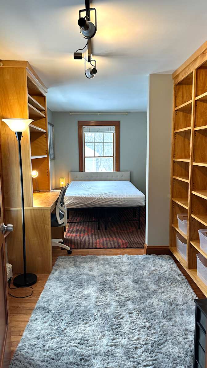 Awesome Roomate's room