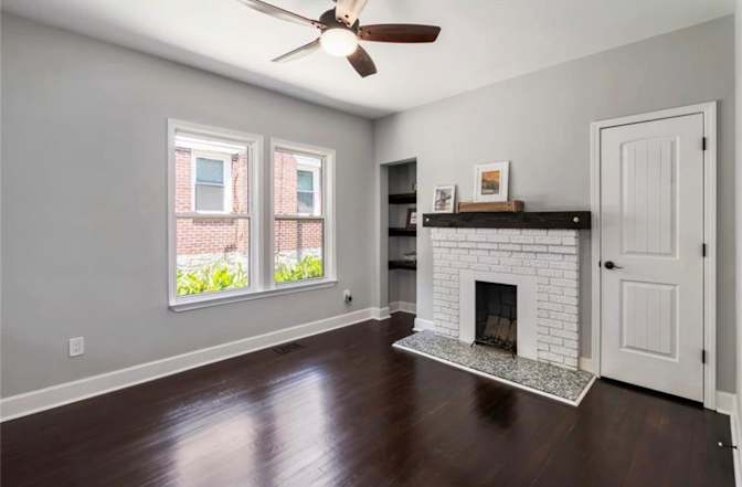 Alcove Rooms's room