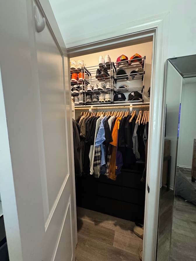 Andrew Rubio's room
