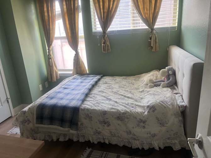 Div's room