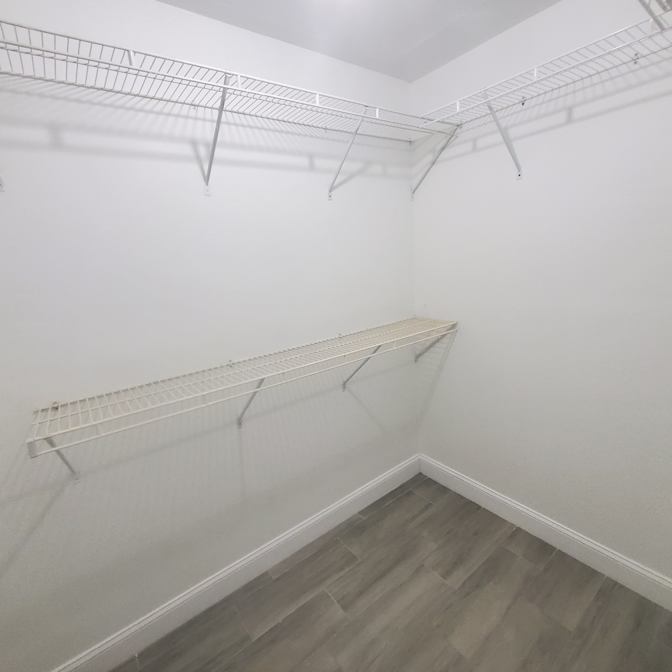 Jason Bryan, Realtor's room