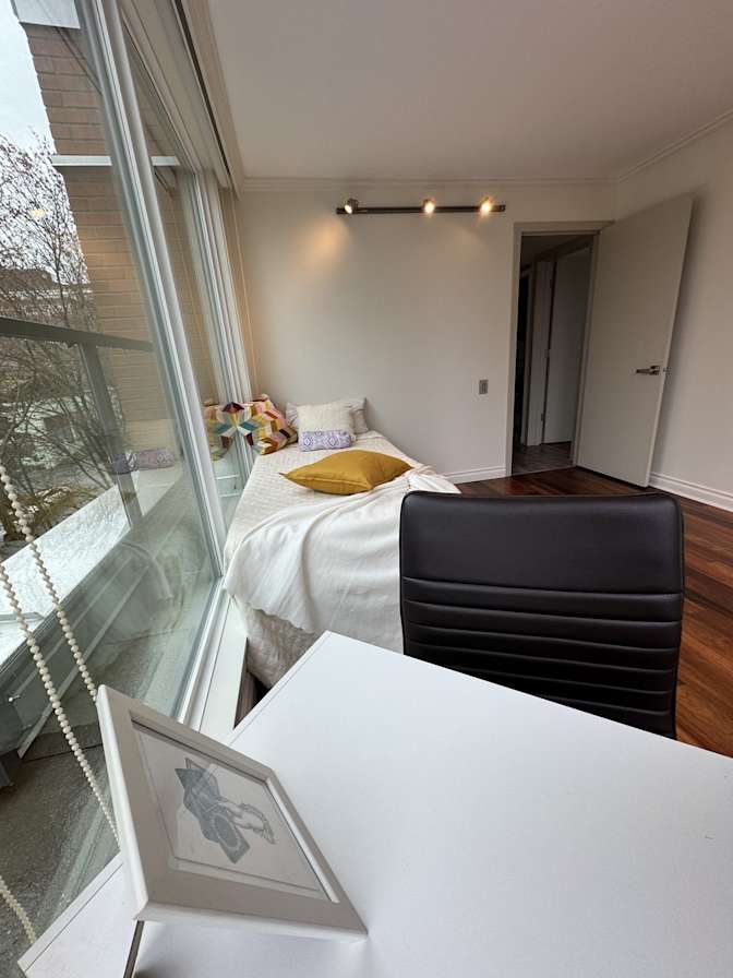Van House's room