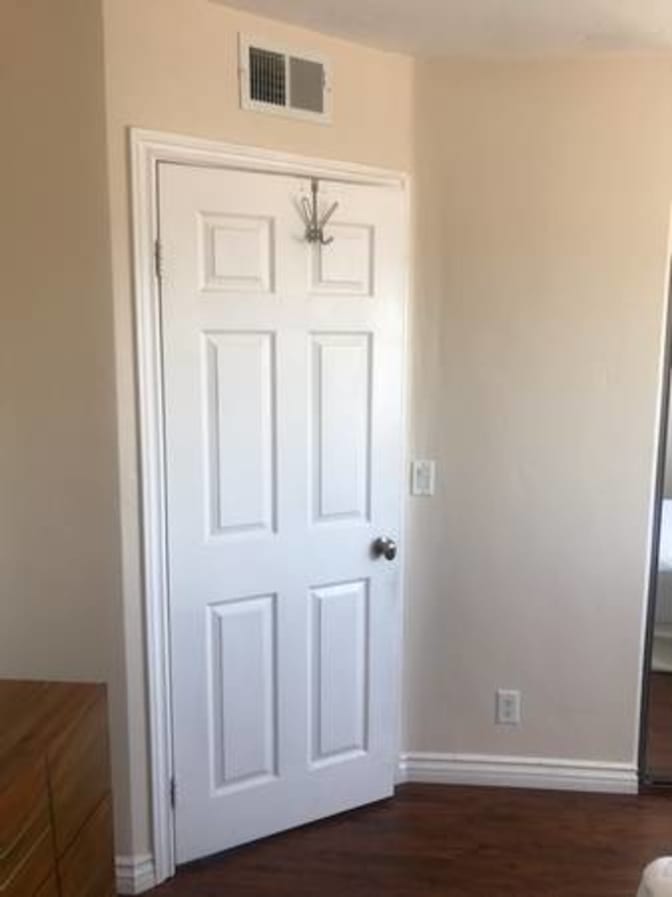 Flo's room