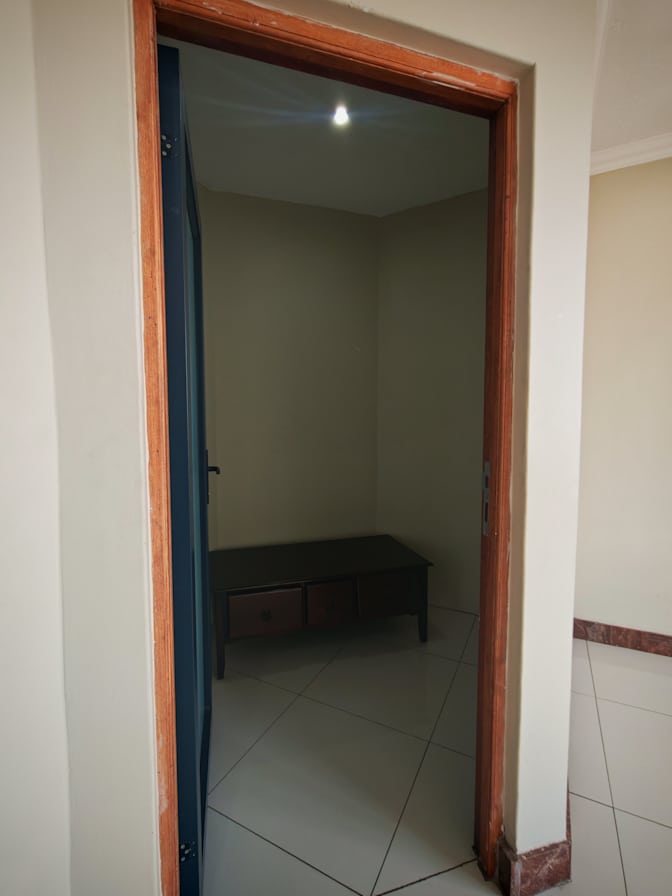 MS VINETTE JOOSTE's room