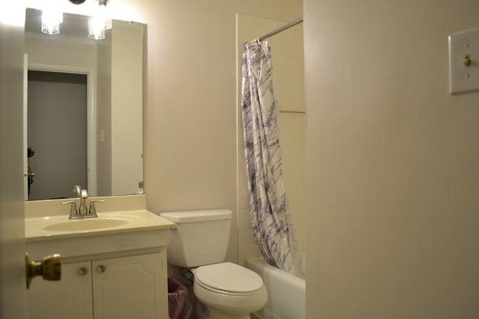 Alcove Rooms's room