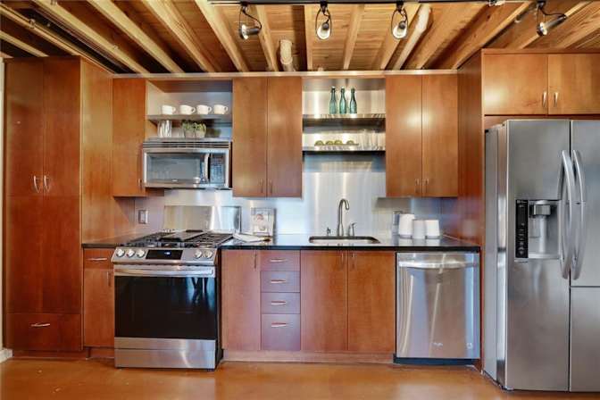 Lisa Lee's room