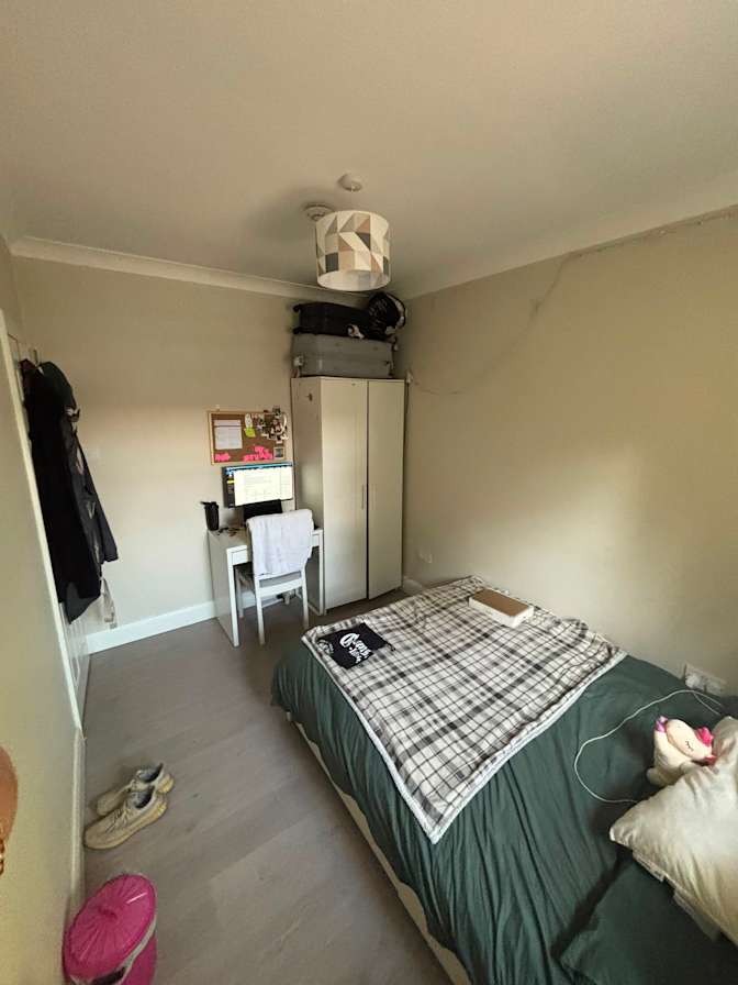 Javier Fraile Fernandez's room