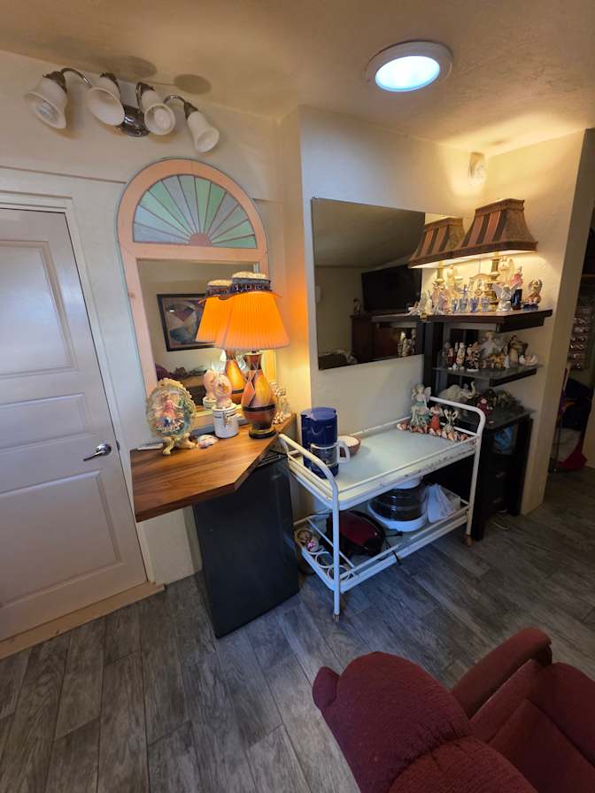 Kenneth's room