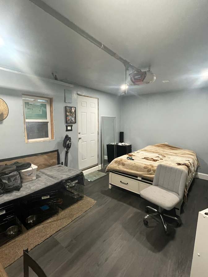 Jose's room