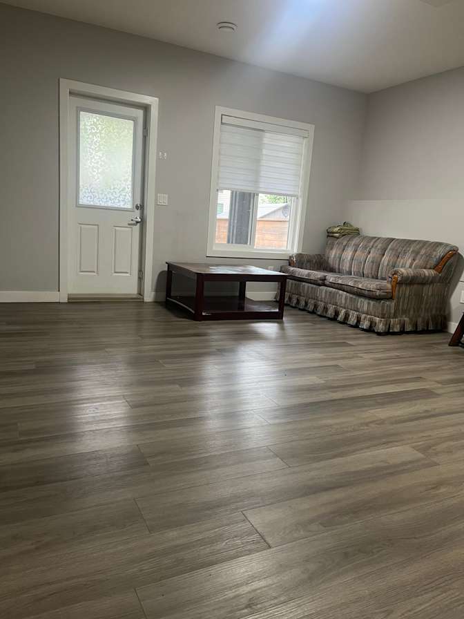 Jasmeen Bajwa's room