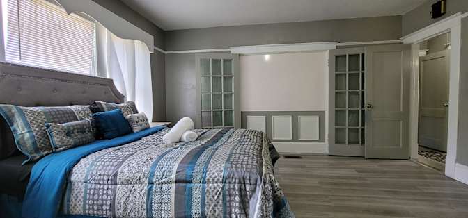 GBU Holdings Group's room