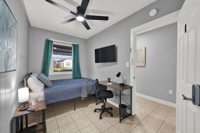 PadSplit's room
