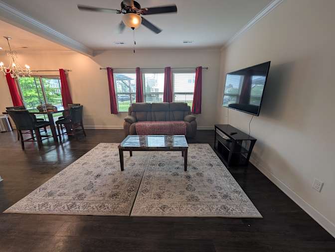 Alcove Rooms's room