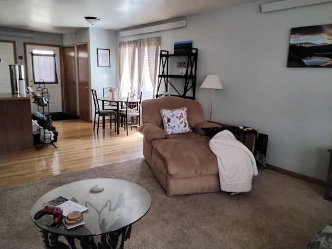 Beech Street Condo's room