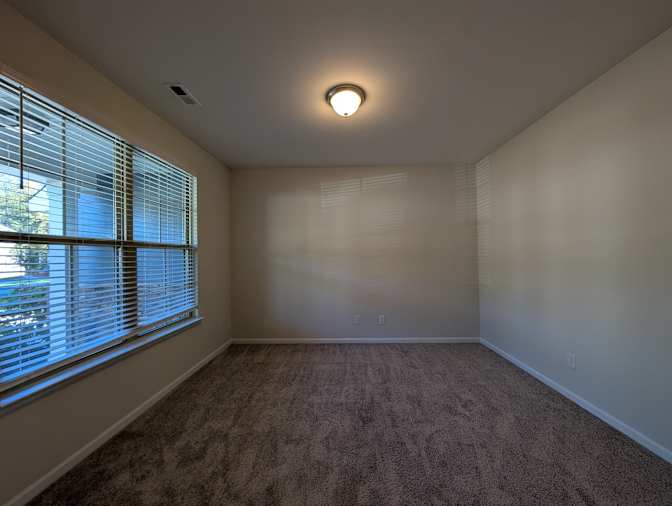 Alcove Rooms's room