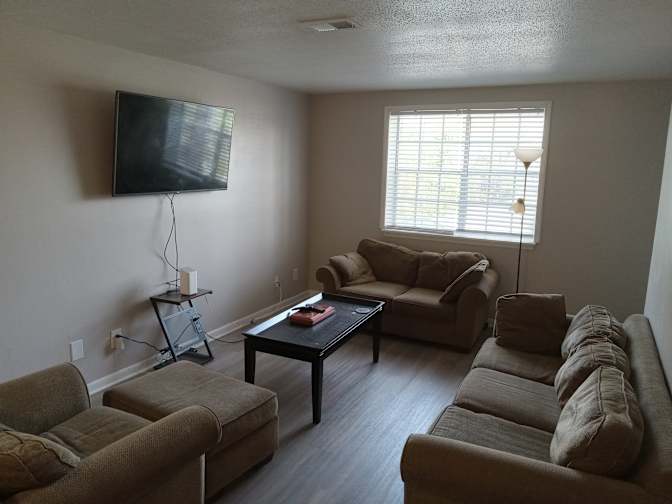 Olu's room