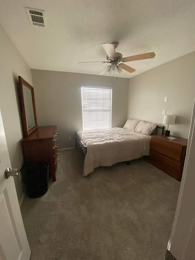Eloiza's room
