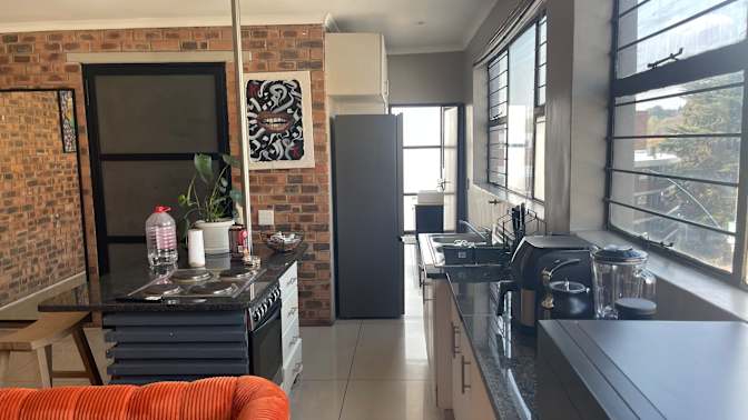 Azola's room