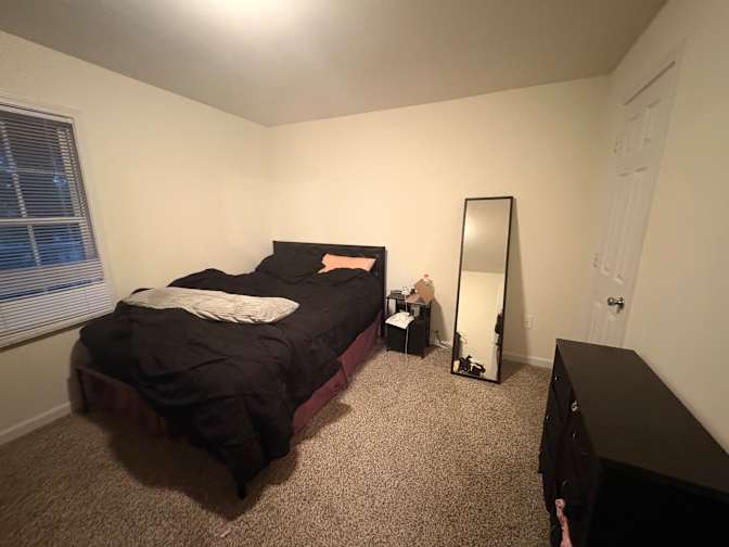 Vennessa's room
