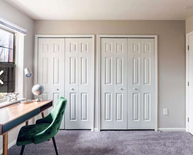 Andres's room