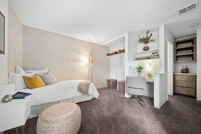 Pine View Village's room