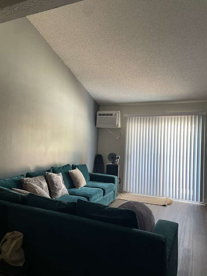 Azrielle's room
