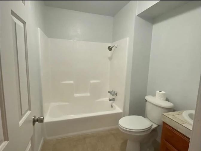 Jose's room