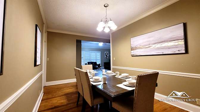 GBU Holdings Group's room