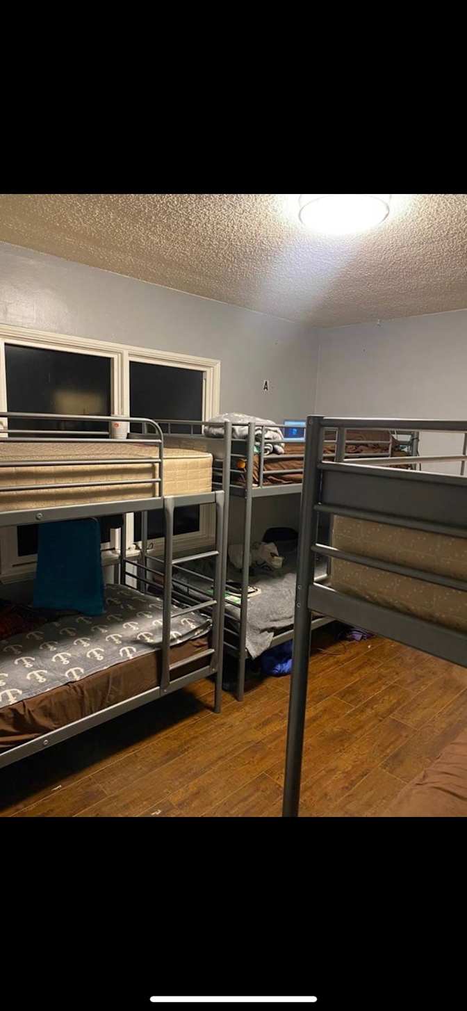 Bob's room