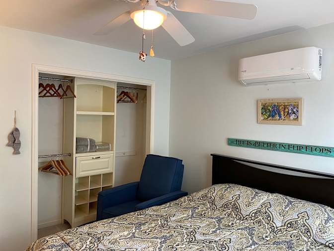 Winston's Rentals's room