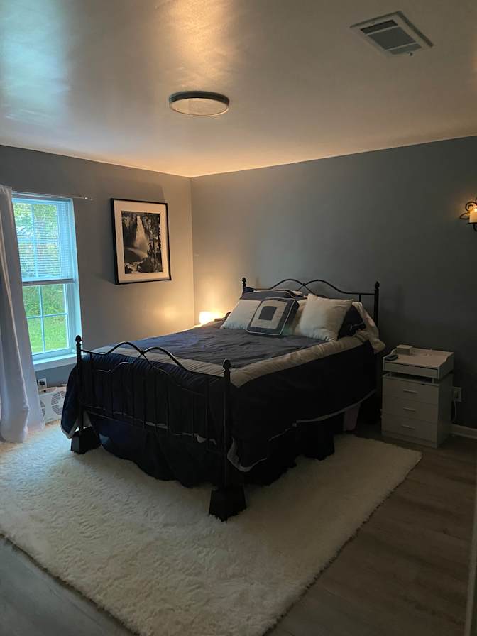 Dawn Johnson's room