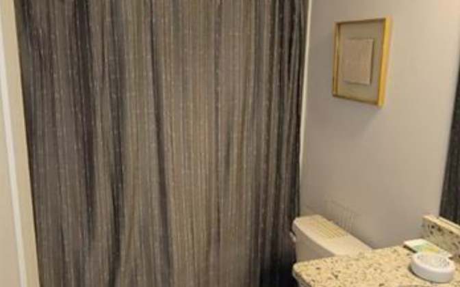 Alcove Rooms's room