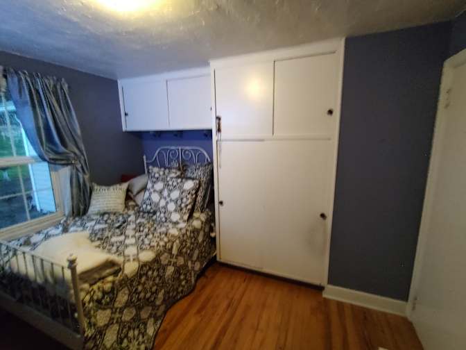 Dave and Maureen's room