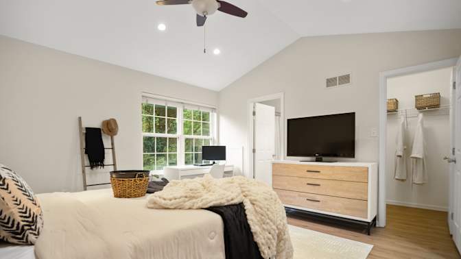 Tiffany's room