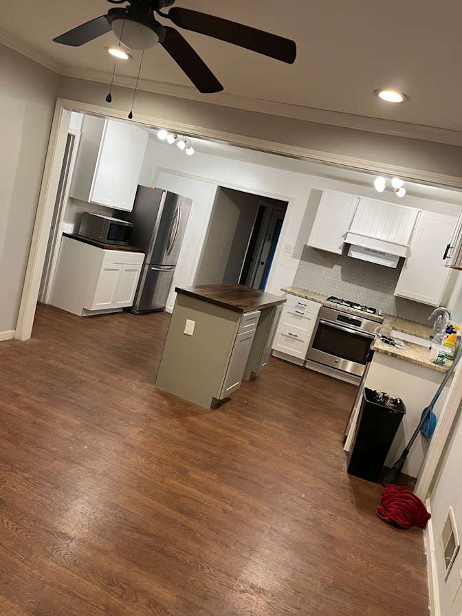 Geoff's room