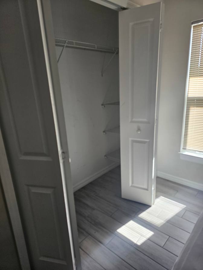 Delmar's room